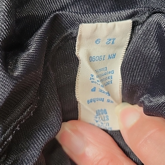 VGUC- Vintage Olga 'Secret Hugs' Half-Slip w/Lace Elastic Waist - Picture 5 of 6